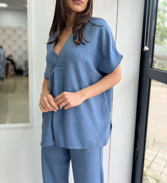 Conjunto túnica escote pico y pantalón en color jeans-0